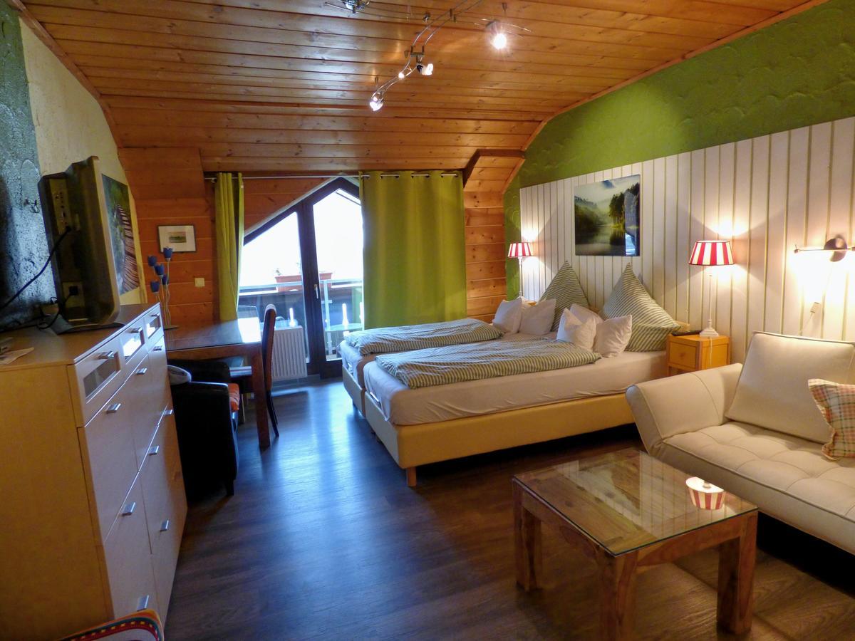 טוטזינג Hotel Engelhof מראה חיצוני תמונה