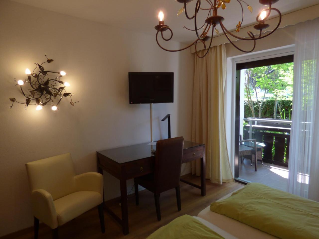 טוטזינג Hotel Engelhof מראה חיצוני תמונה