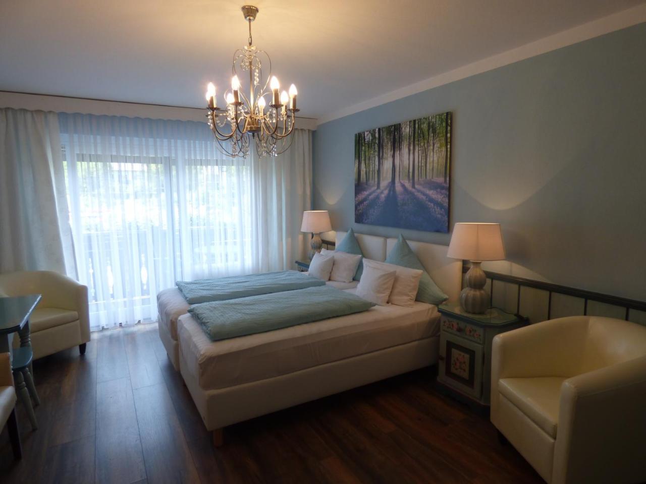 טוטזינג Hotel Engelhof מראה חיצוני תמונה